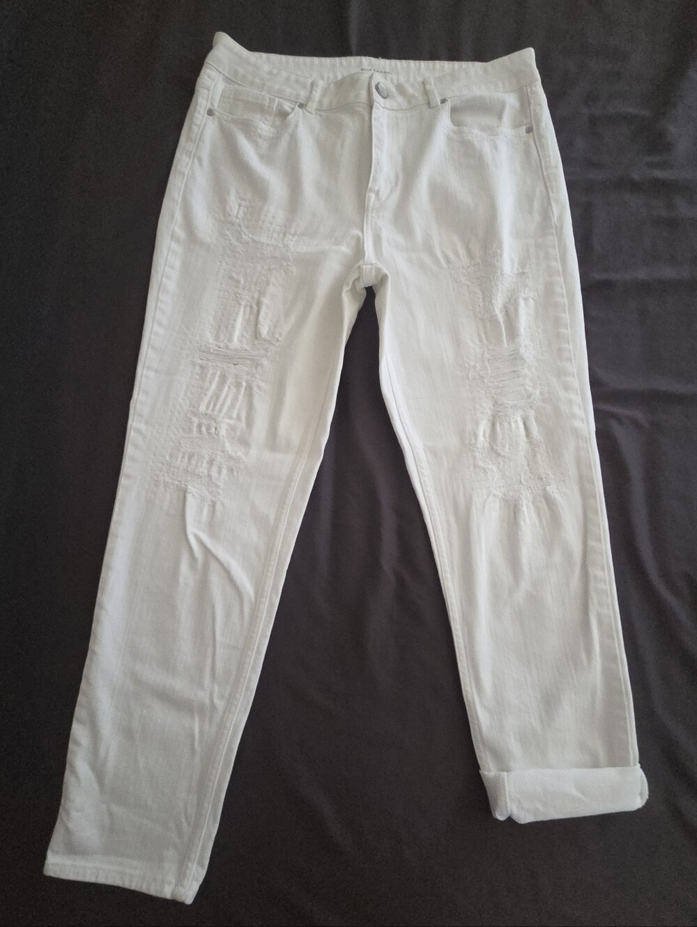 Ellie Tahari White Distressed Jeans